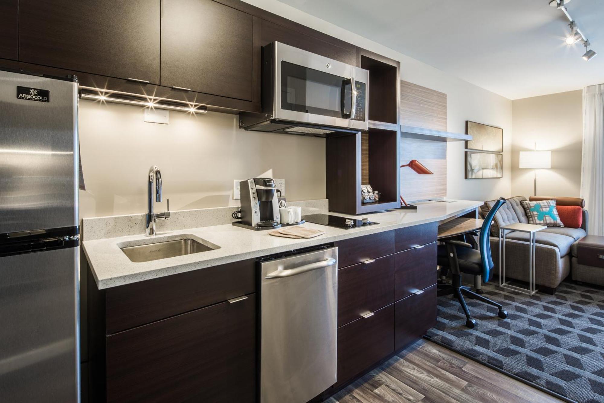 Towneplace Suites By Marriott Cleveland Ngoại thất bức ảnh