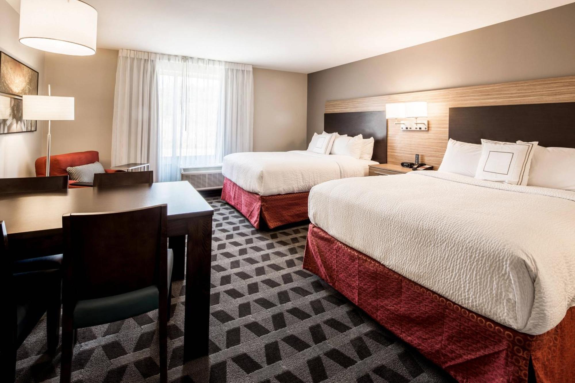 Towneplace Suites By Marriott Cleveland Phòng bức ảnh