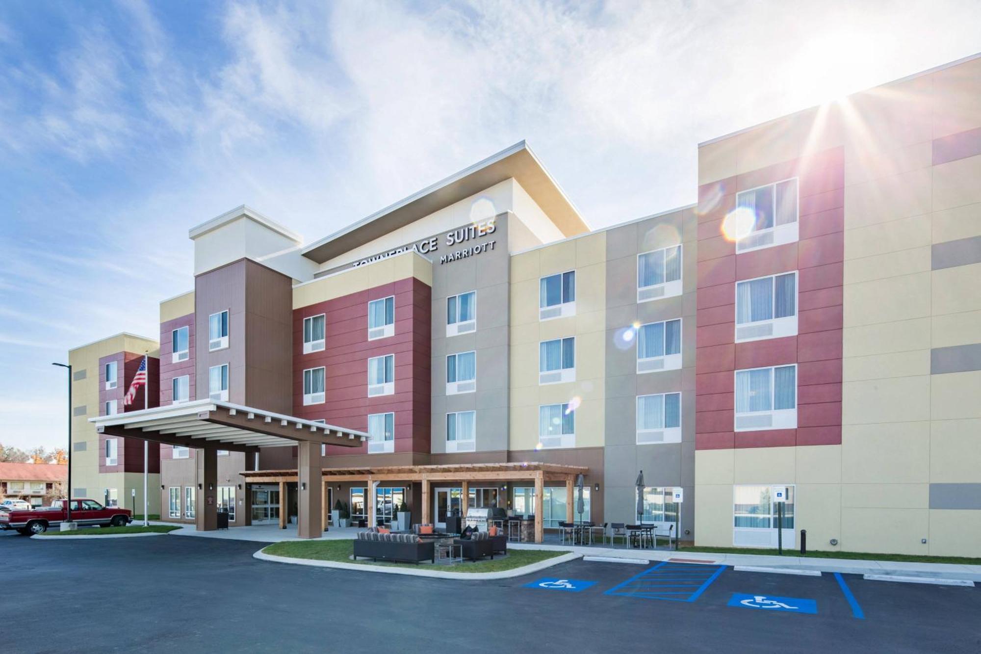 Towneplace Suites By Marriott Cleveland Ngoại thất bức ảnh