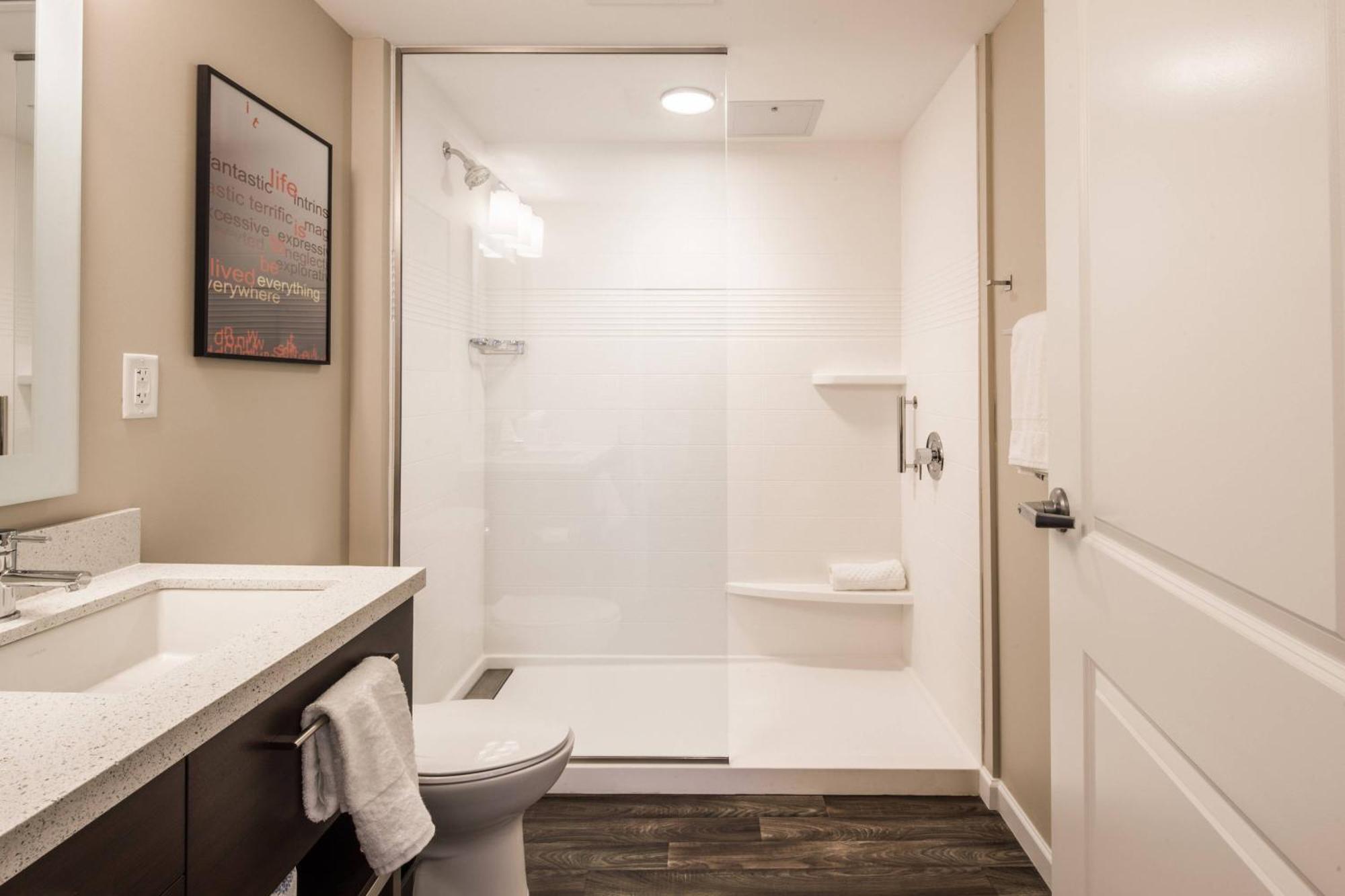 Towneplace Suites By Marriott Cleveland Phòng bức ảnh
