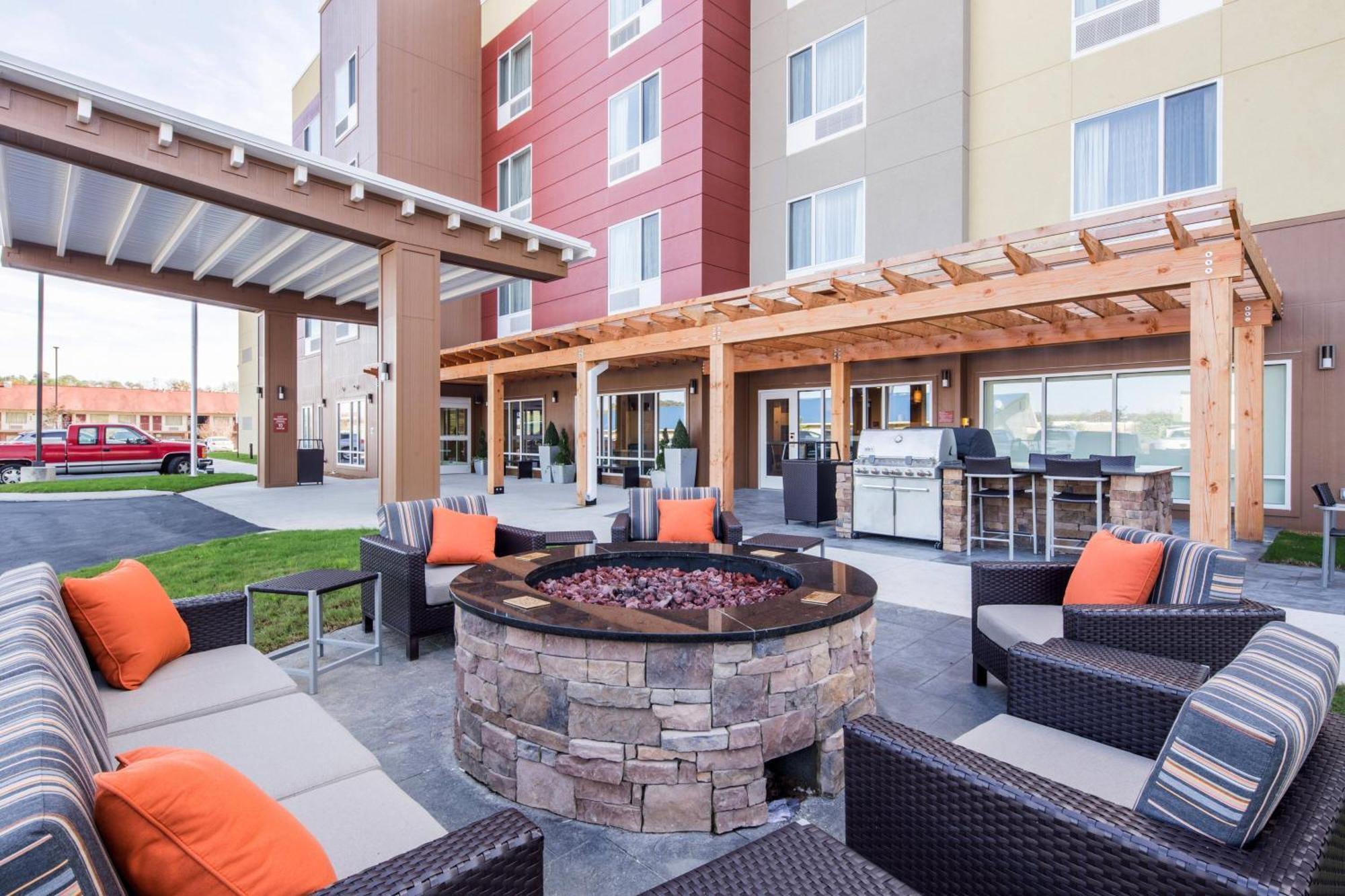 Towneplace Suites By Marriott Cleveland Ngoại thất bức ảnh